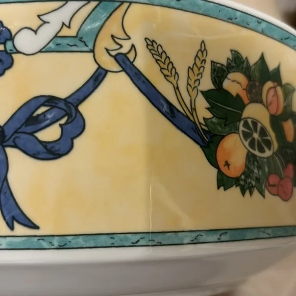 Villeroy& Boch Castellina 10” vegetable bowl - Picture 2 of 8